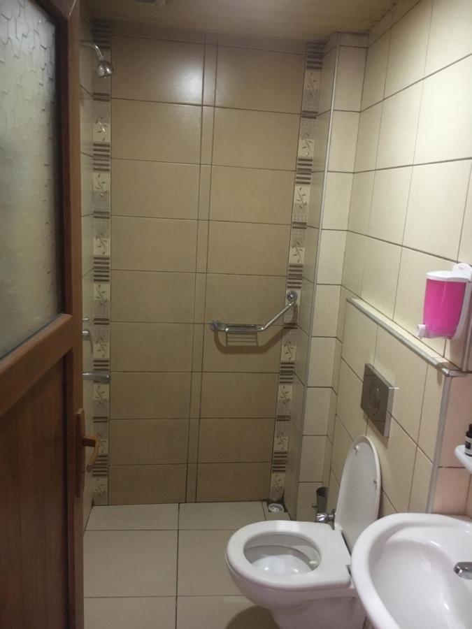 Oezguer Hotel Trabzon Esterno foto